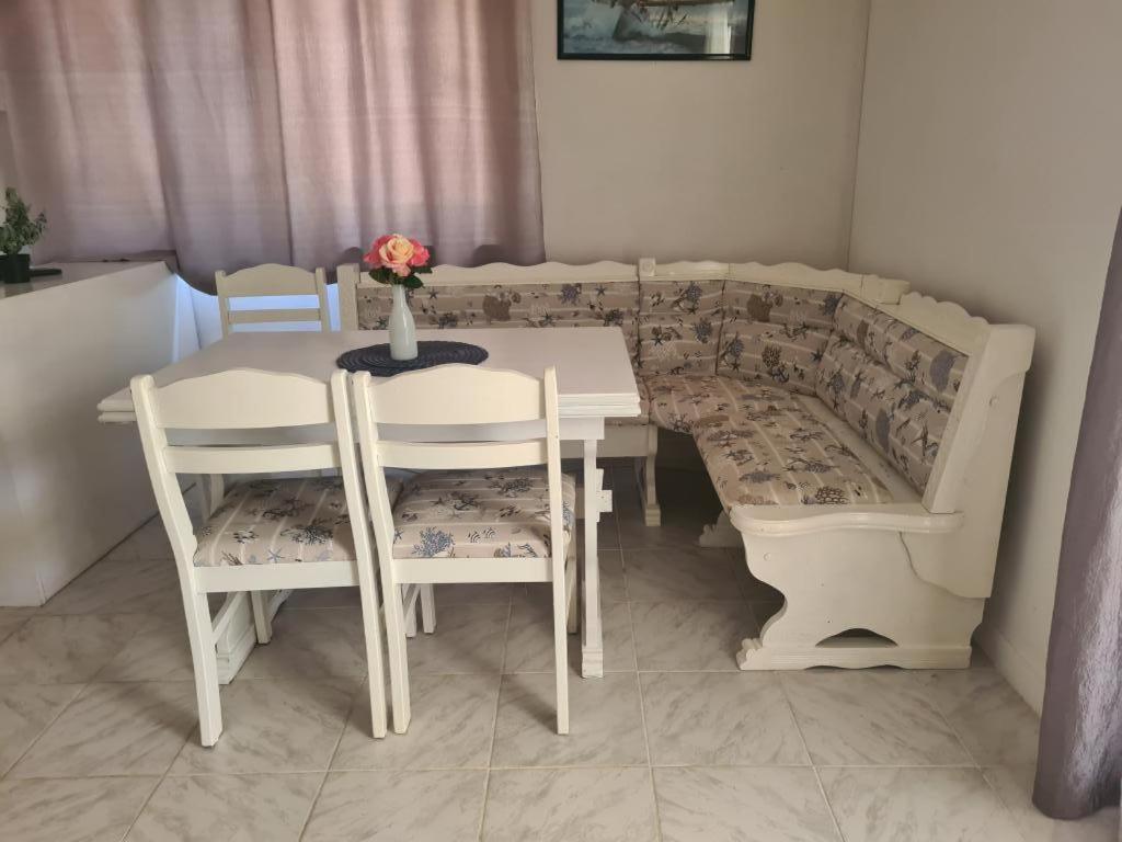 Apartments Triton Rogoznica  Zewnętrze zdjęcie