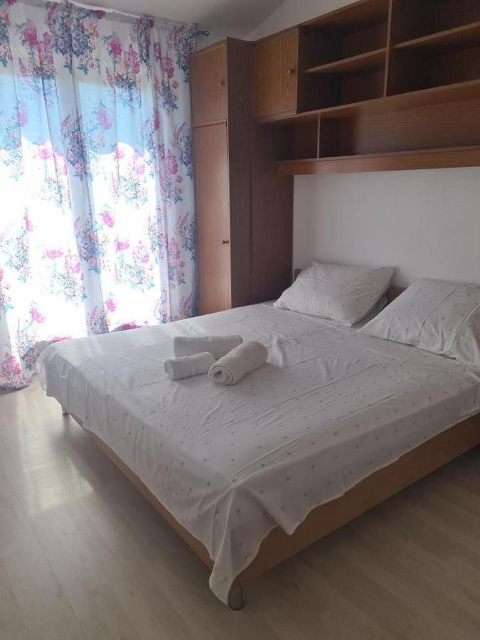 Apartments Triton Rogoznica  Zewnętrze zdjęcie