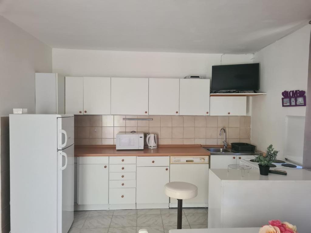 Apartments Triton Rogoznica  Zewnętrze zdjęcie