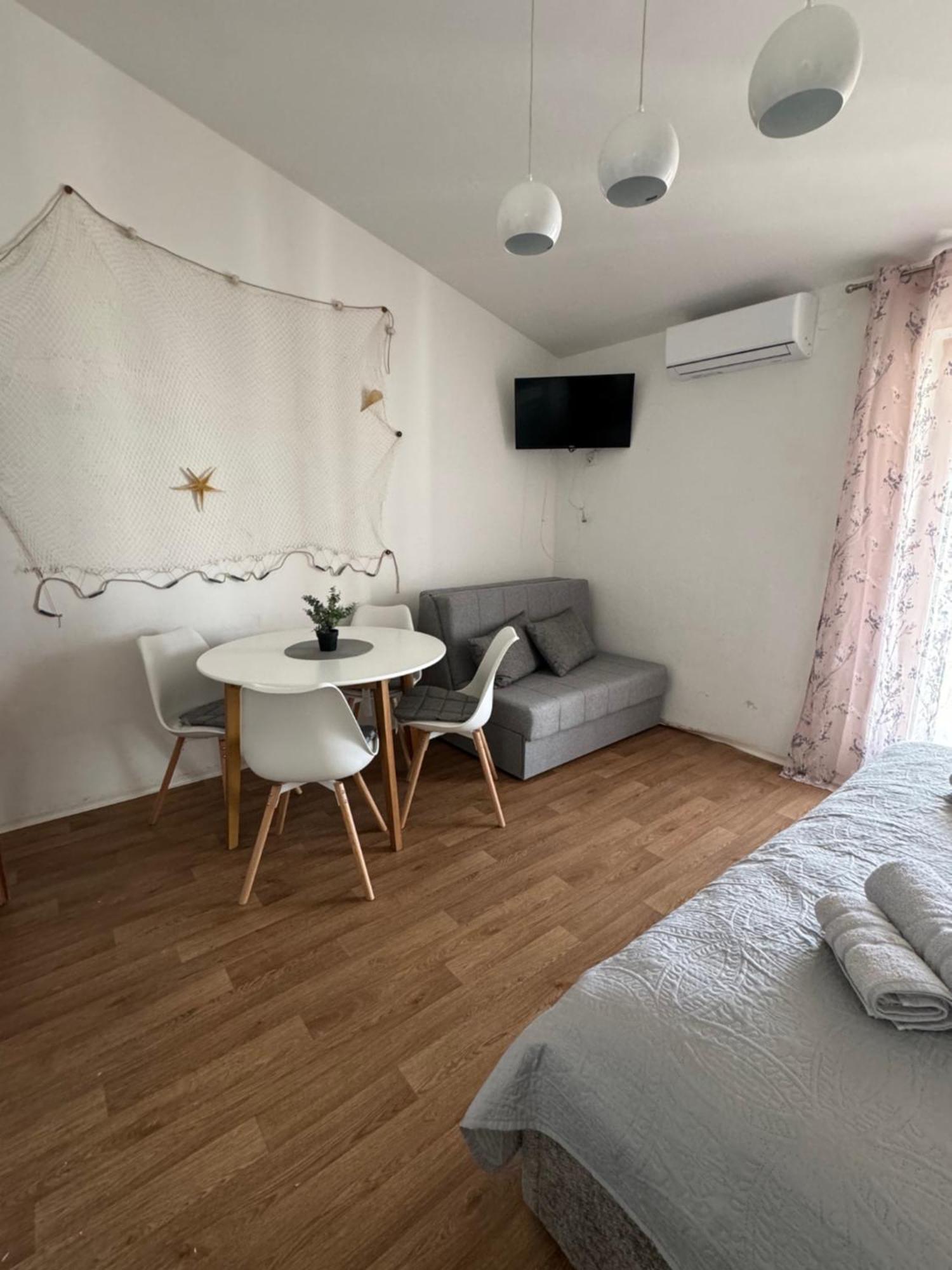 Apartments Triton Rogoznica  Zewnętrze zdjęcie