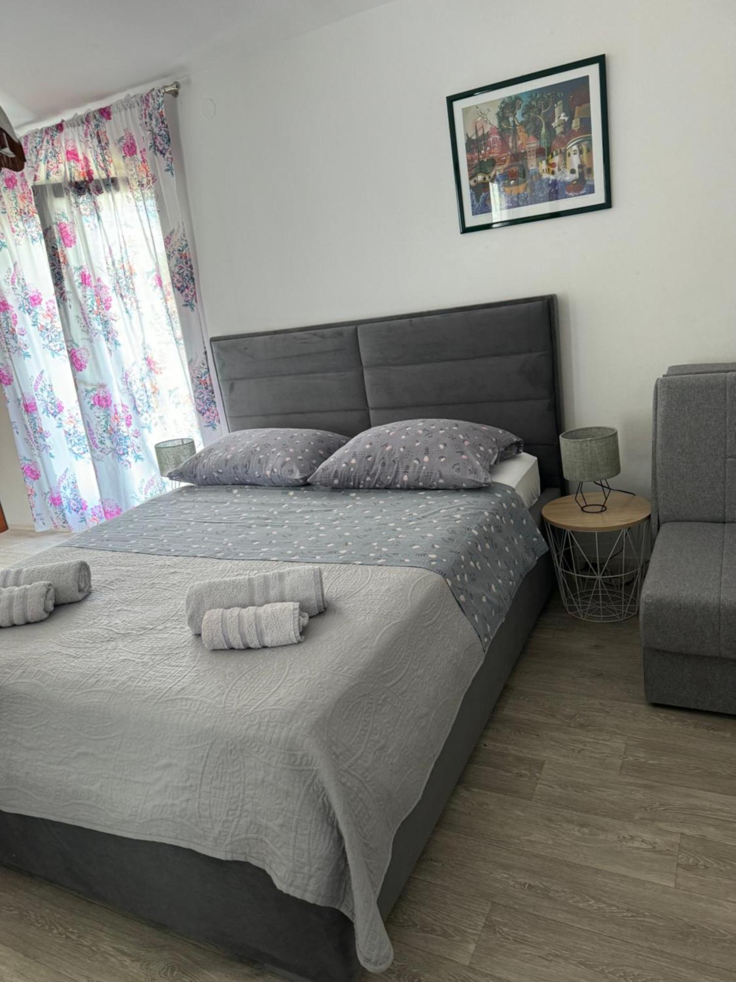 Apartments Triton Rogoznica  Zewnętrze zdjęcie